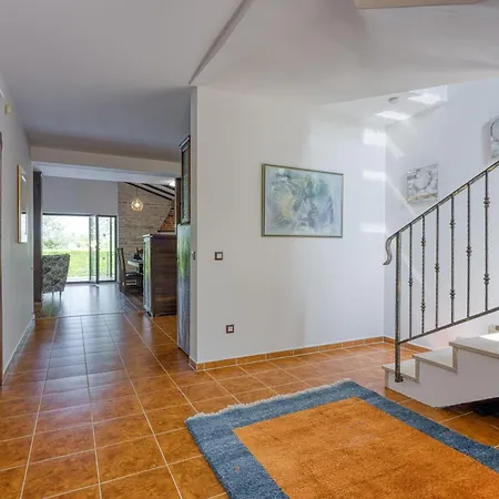 Appartamento Kristina With Pool - Happy *