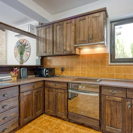 Kristina With Pool - Happy Appartamento